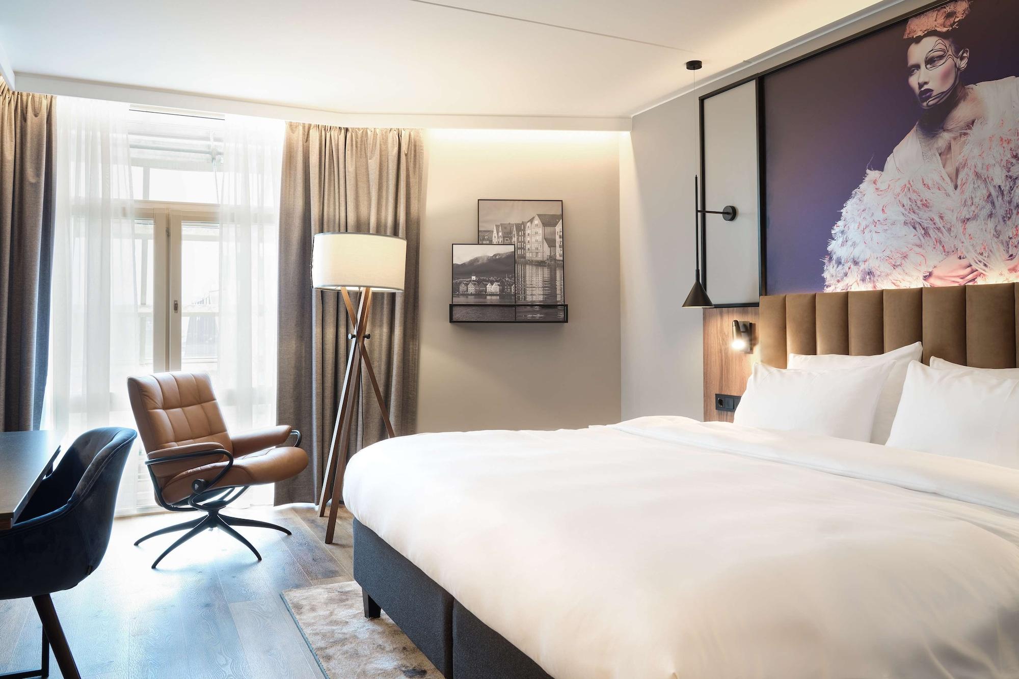 Radisson Blu Royal Garden Hotel,