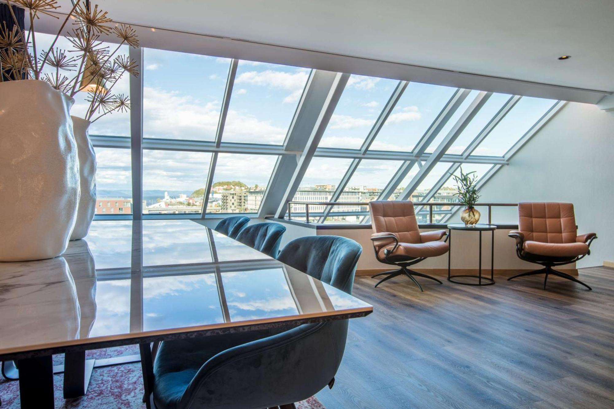 Hotel Radisson Blu Royal Garden Hotel, 4*
